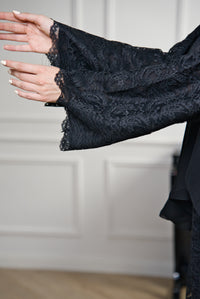 A014 Black Dantelle Abaya