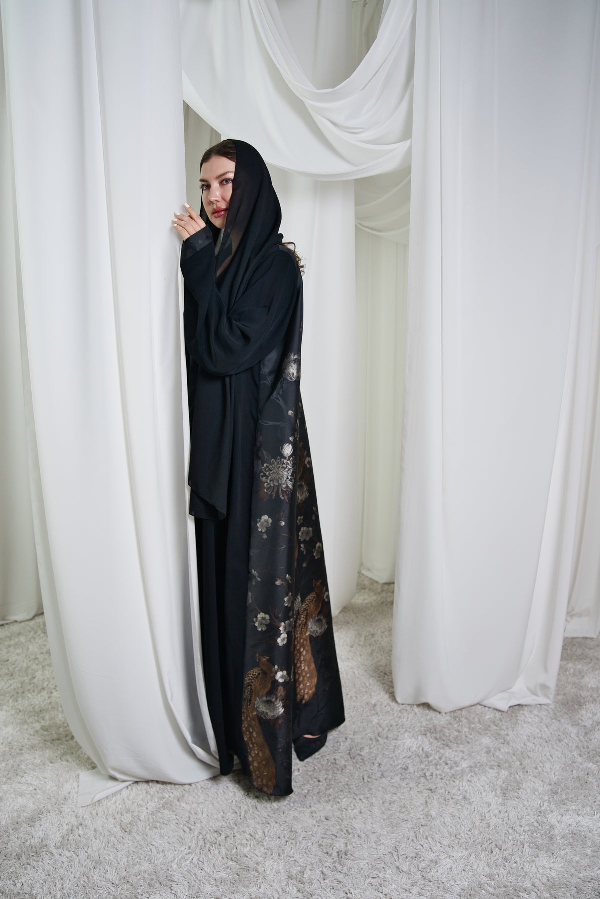 A021 Brown Bird Canvas Abaya